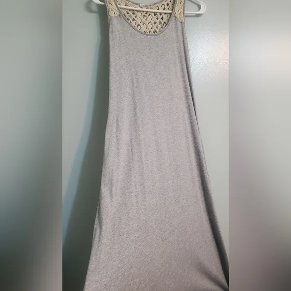 Hem & Thread dress - Picture 2 of 6